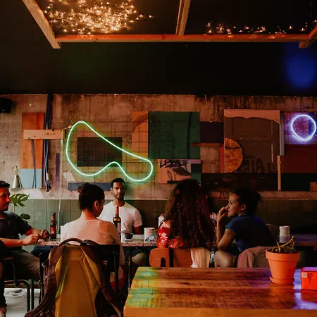 Hostel Selina Secret Garden Lissabon