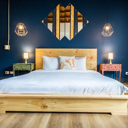 Hostel Selina Secret Garden Lissabon