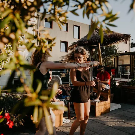 Hostel Selina Secret Garden Lisbon