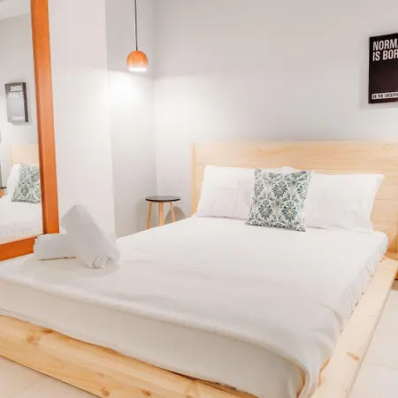 אכסניה Selina Secret Garden *