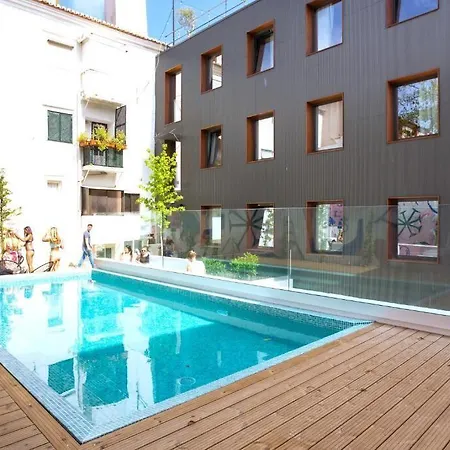 Secret Patio Hostel