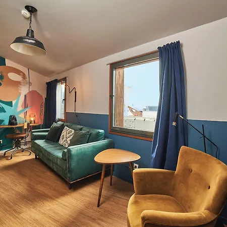 Secret Patio Hostel *