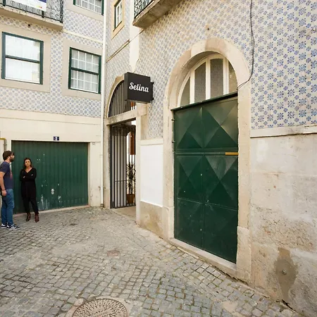 Hostel Selina Secret Garden Lisbon
