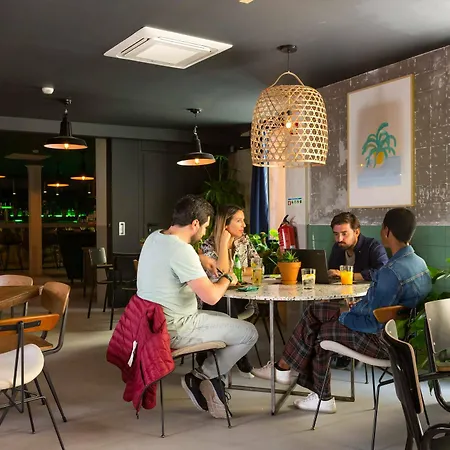Secret Patio Хостел Лиссабон