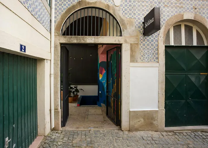 Secret Patio Hostal *