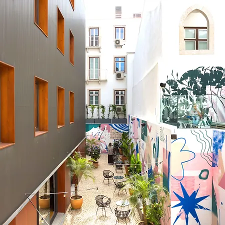 بيت شباب Selina Secret Garden *